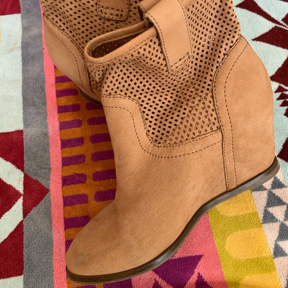 Lucky Brand Keno slip on wedge ankle boots